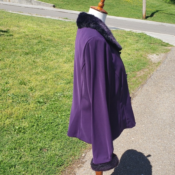 SOLD Vintage Plaza Sth Grape Soda Faux Fur Jacket - Picture 2 of 6